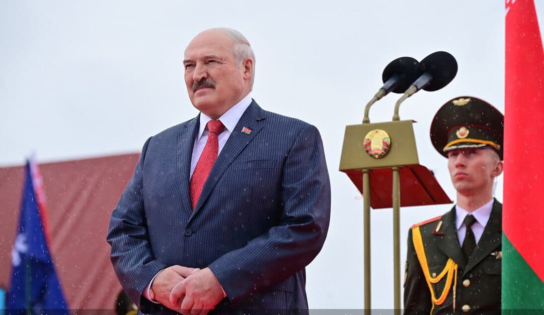 Lukașenko afirmă că Belarus nu va trimite trupe să lupte în Ucraina: Noi pledăm pentru o soluționare pașnică a problemelor / A învinovățit NATO că alimentează isteria privind ”amenințarea din Est”
