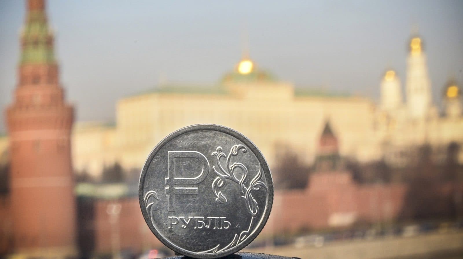Liderul extremist George Simion anunță că îl dă în judecată pe Dominic Fritz pentru acuzațiile că a fost finanțat de Rusia