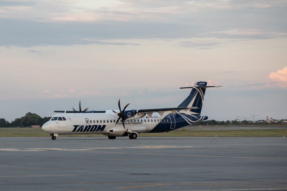 Ministrul Radu Miruță a cerut Tarom să refacă propunerea de buget pe 2026 și susține că șefii companiei au supraevaluat veniturile. Compania de stat are pierderi în fiecare an de peste 15 ani