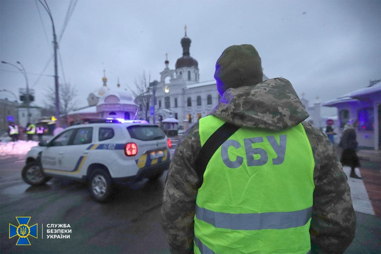 Trei recrutori militari au fost răniți în Ucraina după ce un civil a deschis focul asupra lor / Agresorul a fost arestat de poliție