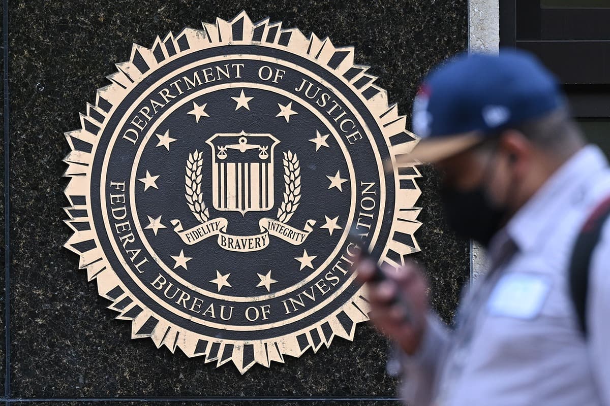 Trump vrea noi reduceri de personal în serviciile secrete ale SUA