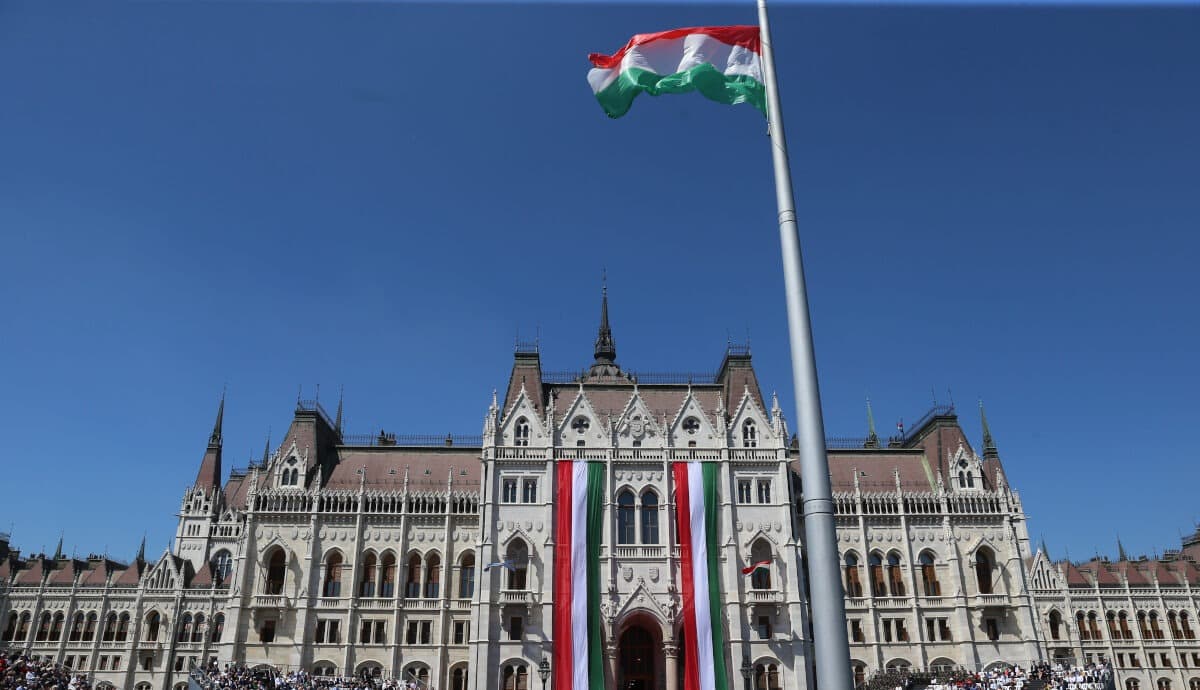 Parlamentarii din Ungaria au votat împotriva ieşirii din Curtea Penală Internaţională, dorită de fostul premier Viktor Orban