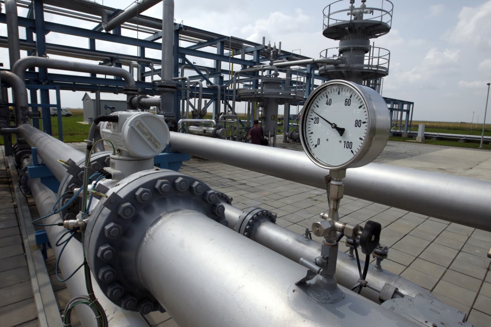 Comisia Europeană a aprobat solicitarea Transgaz pentru a permite aprovizionarea diversificată cu gaze a Ucrainei