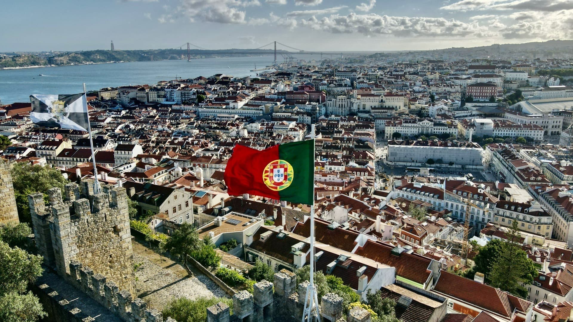 Sediul Partidului Socialist din Portugalia, percheziţionat în cadrul unei operaţiuni anticorupţie / Sunt anchetate nereguli în contracte încredinţate de municipalităţi