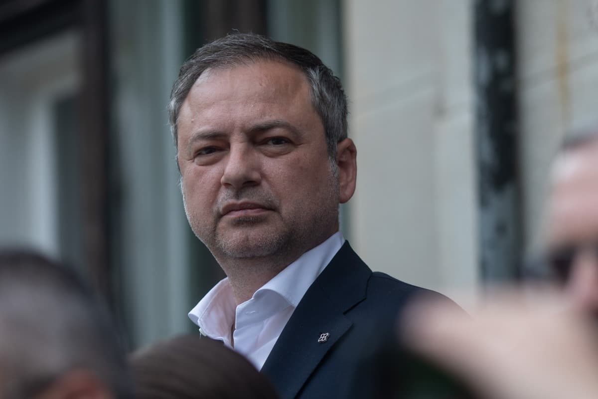 Secretarul general al PNL, Dan Motreanu: PSD are majoritate. A dovedit-o la moțiune și la voturile din Parlament din ultima lună. Cine îl împiedică pe Sorin Grindeanu să realizeze toate lucrurile minunate pe care pretinde că le vrea pentru români?