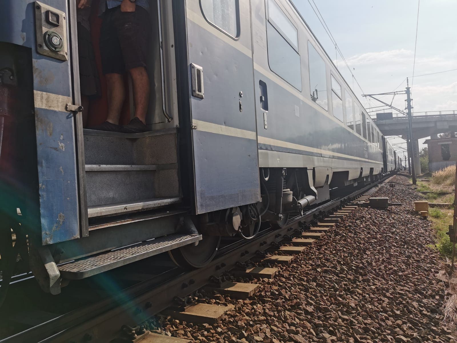 Linia CFR dintre Constanța și Mangalia se redeschide de 1 Mai / După care se închide la loc
