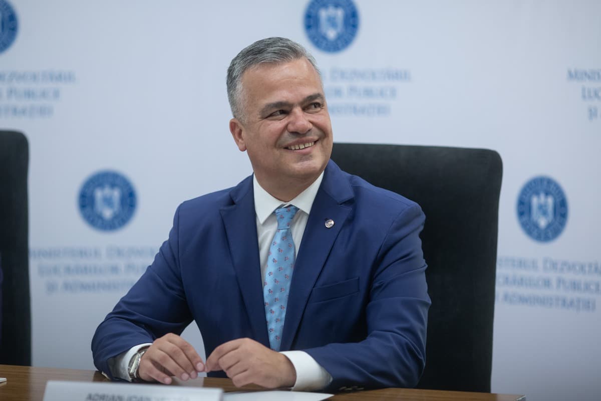VIDEO: Ce spunea Adrian Veștea despre Nicușor Dan în campania electorală din 2025: Nu este un administrator, este un activist care doar știe să blocheze, să dea în judecată, să cheme Poliția. Nu e omul care să adune, să construiască, ci doar să împiedice. Va dărâma orice proiect și nu va pune nimic în loc