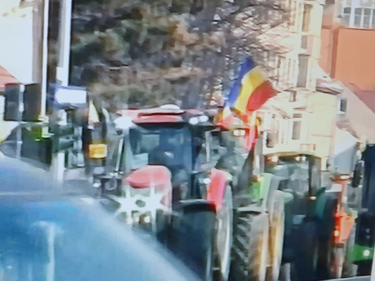 Fermierii români cer măsuri urgente pentru reducerea costurilor şi asigurarea accesului la îngrăşăminte, energie şi finanţare