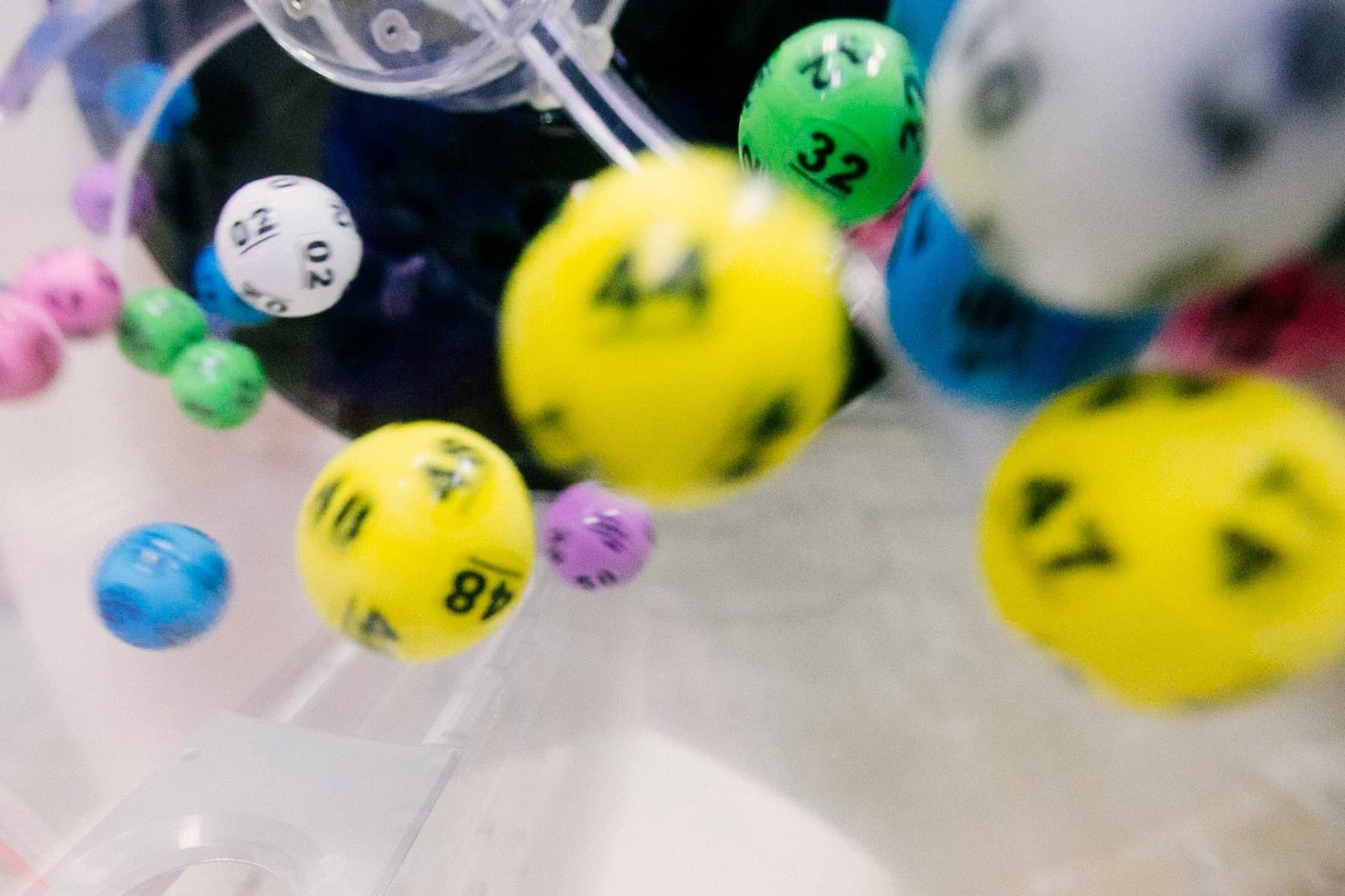 Report de peste 3,37 de milioane de euro la Loto 6/49, categoria I, la tragerea de joi