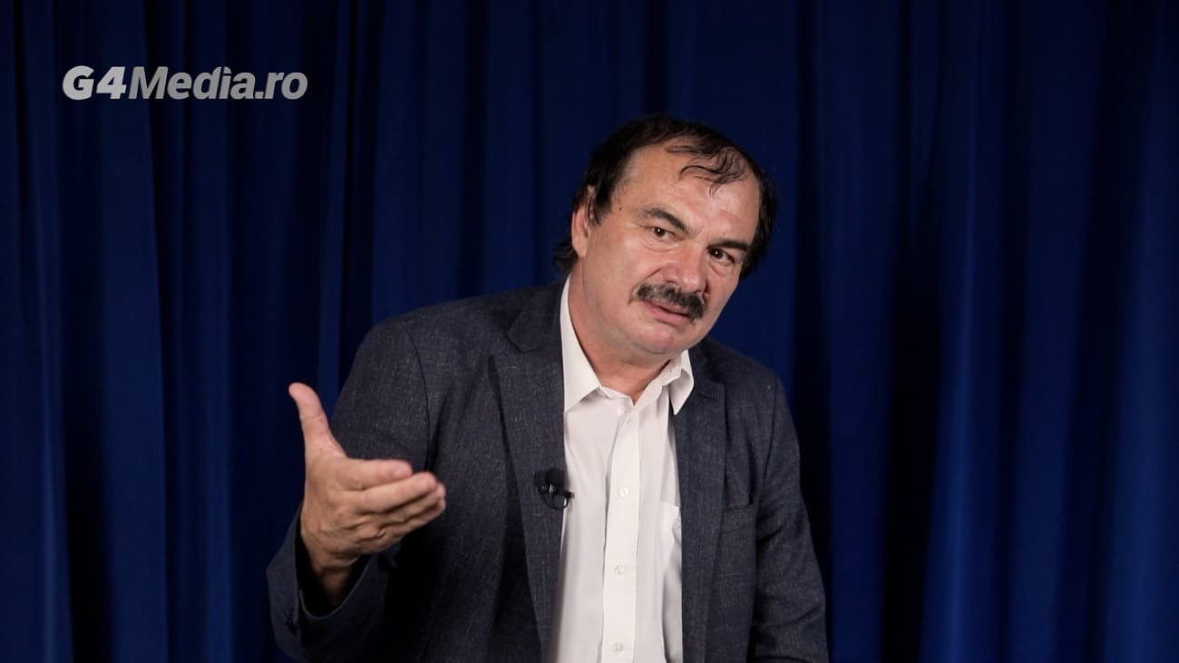 Mircea Miclea, fost ministru al Educației: Cei care își vor face toate temele cu AI-ul, vor deveni niște „iobagi epistemici” / Inteligența artificială nu elimină nevoia de expertiză umană, ci o face și mai importantă