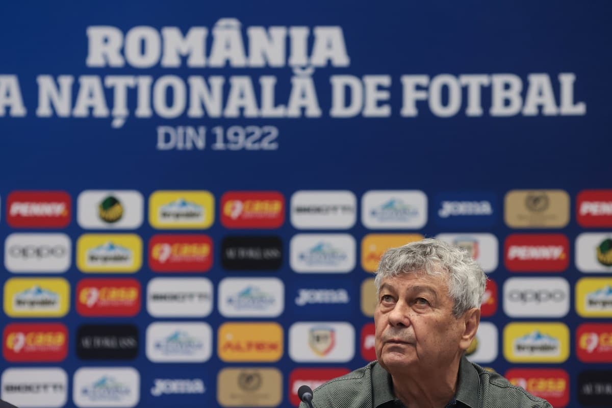 România întâlnește Slovacia, marți, într-un meci amical / E meciul ”pierzătorilor” după ratarea prezenței la Cupa Mondială de fotbal / Ultimul meci al lui Mircea Lucescu în postura de selecționer