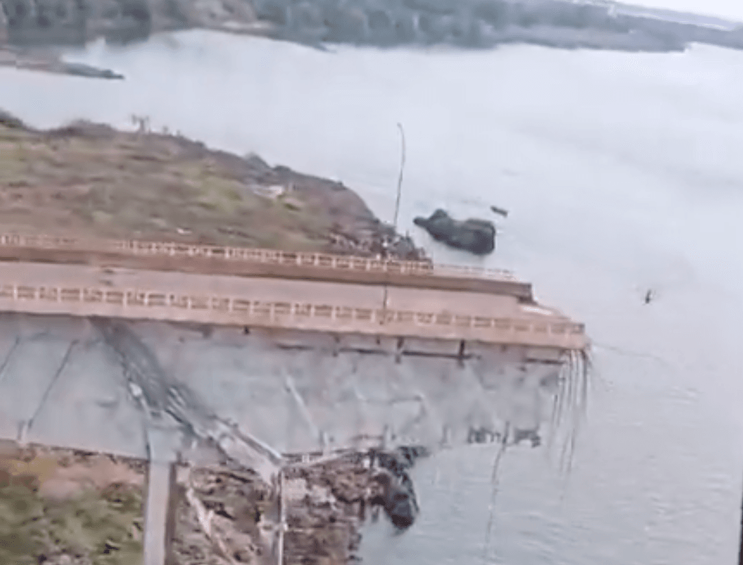 Ucraina revendică distrugerea unui pod feroviar peste Canalul Crimeii de Nord