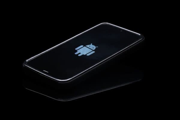 Ce aduce Android 17, noul update de la Google: ferestre plutitoare, mod de gaming pe pliabile și un nou Screen Recording