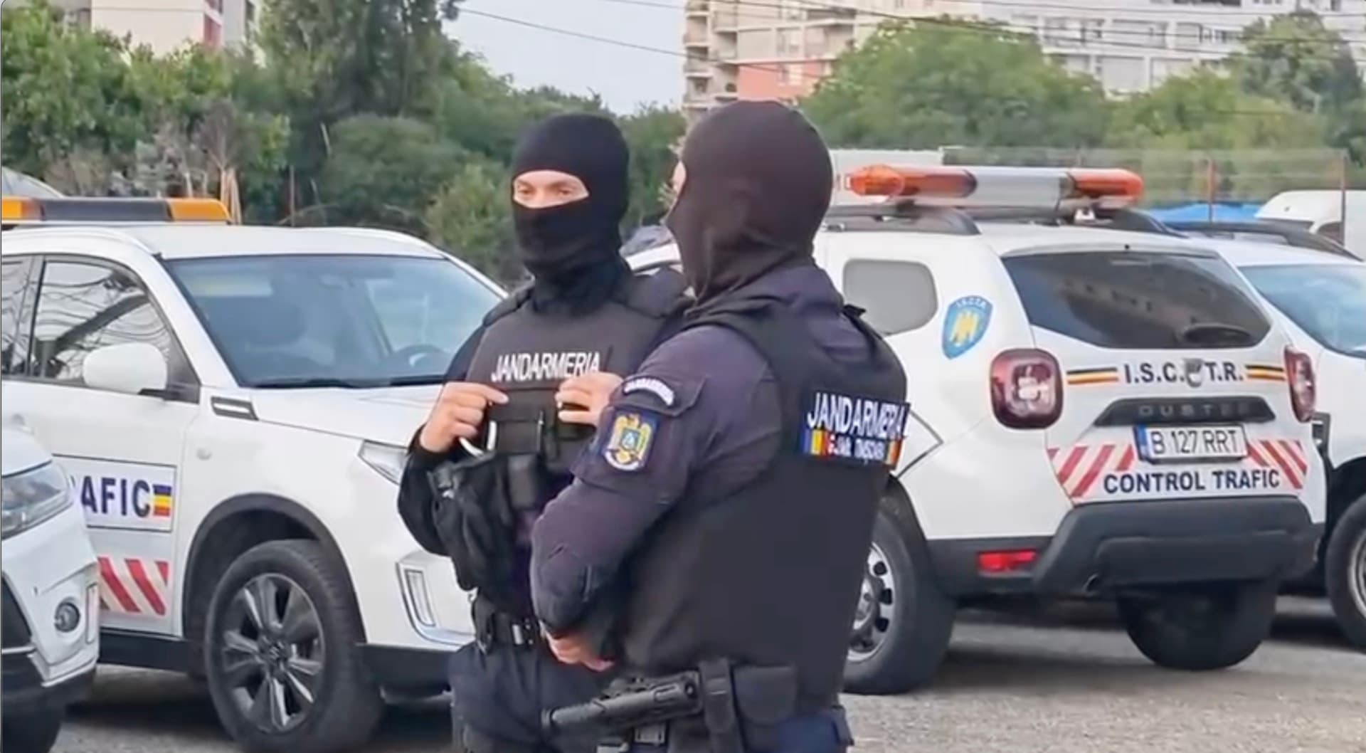 Percheziții de amploare în București și 13 județe într-un dosar de fraudă cu deșeuri / Prejudiciu de 237 milioane lei