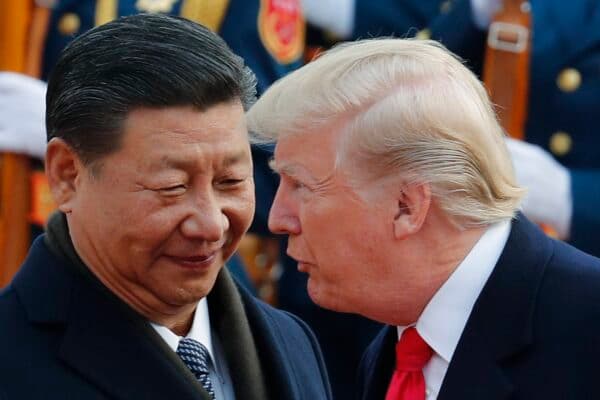 Trump amenință China cu tarife vamale de 50% dacă oferă ajutor militar Iranului
