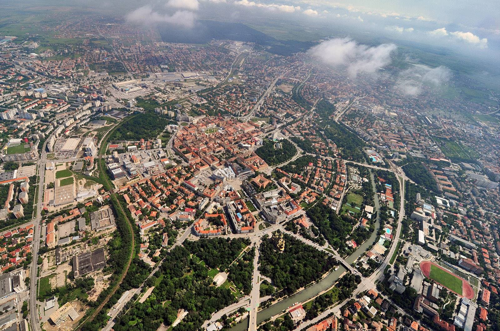 Primăria Timișoara vrea un tren urban printr-un parteneriat cu CFR / ”Vrem să modernizăm, să extindem și să folosim infrastructura feroviară care traversează orașul”