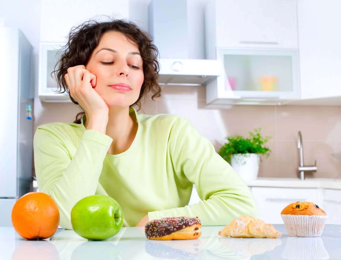 Ce mănâncă oamenii care trăiesc peste 100 de ani și ce legătură are alimentația cu energia celulară / Explicațiile medicilor