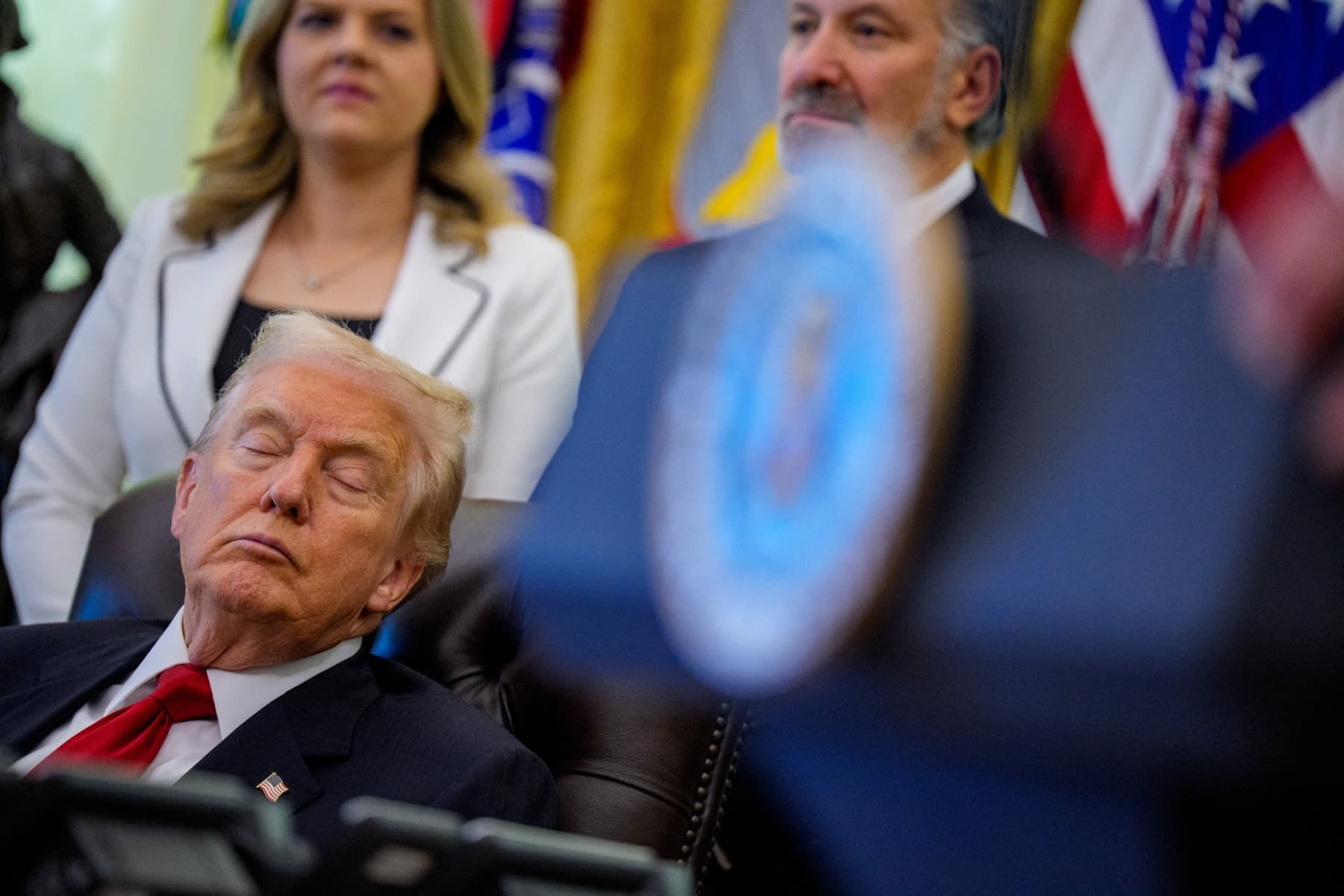Donald Trump şi-a efectuat controlul medical anual, cu câteva zile înainte de a împlini 80 de ani