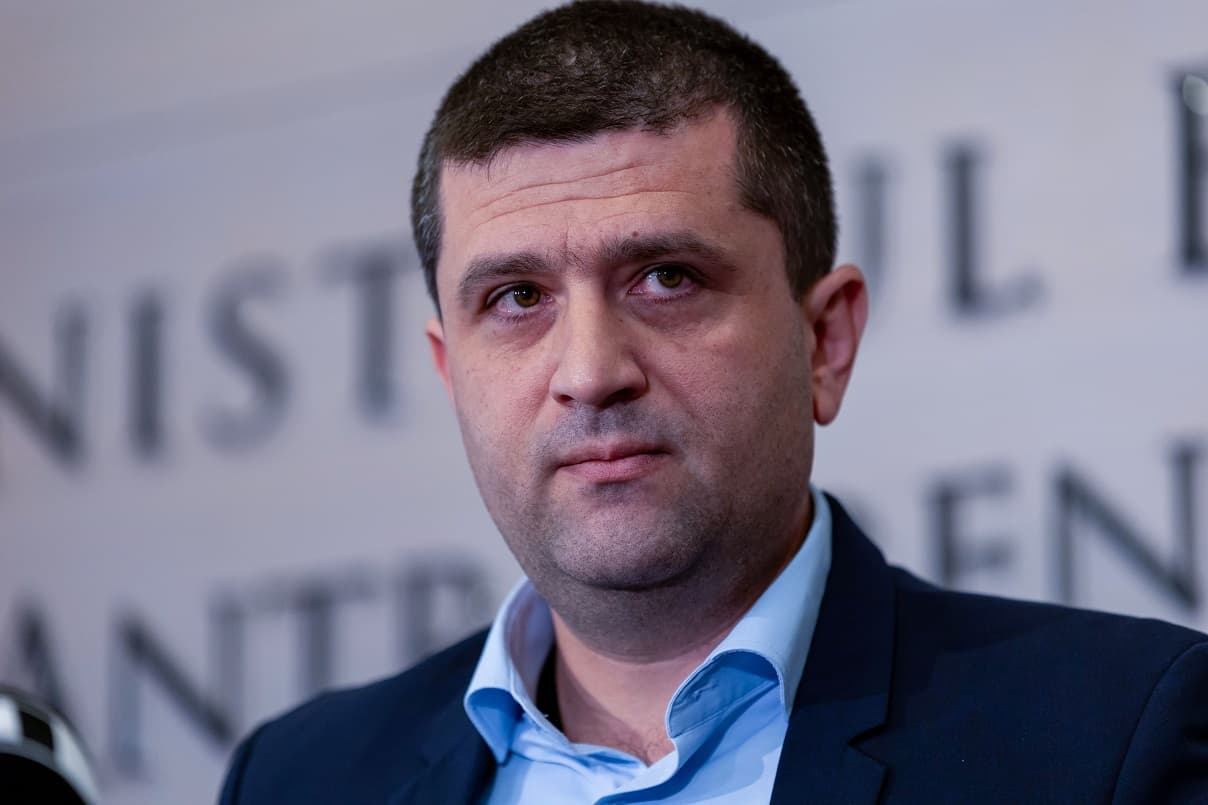 Radu Miruţă declară că USR propune o rotaţie între un guvern minoritar de dreapta şi un executiv monocolor PSD