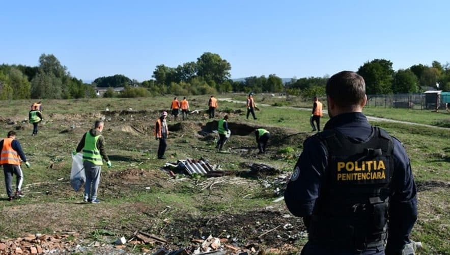 Deţinut evadat de la un punct de lucru din Craiova, împuşcat de poliţiştii care încercau să-l prindă / Bărbatul a decedat