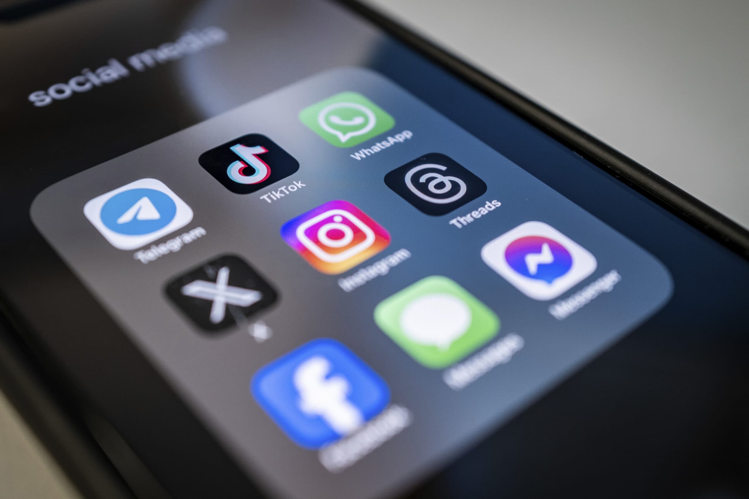 Miruţă: Răspunsul la fenomenul dezinformării nu poate aparţine exclusiv instituţiilor statului / România înregistrează una dintre cele mai ridicate rate de utilizare TikTok din Europa