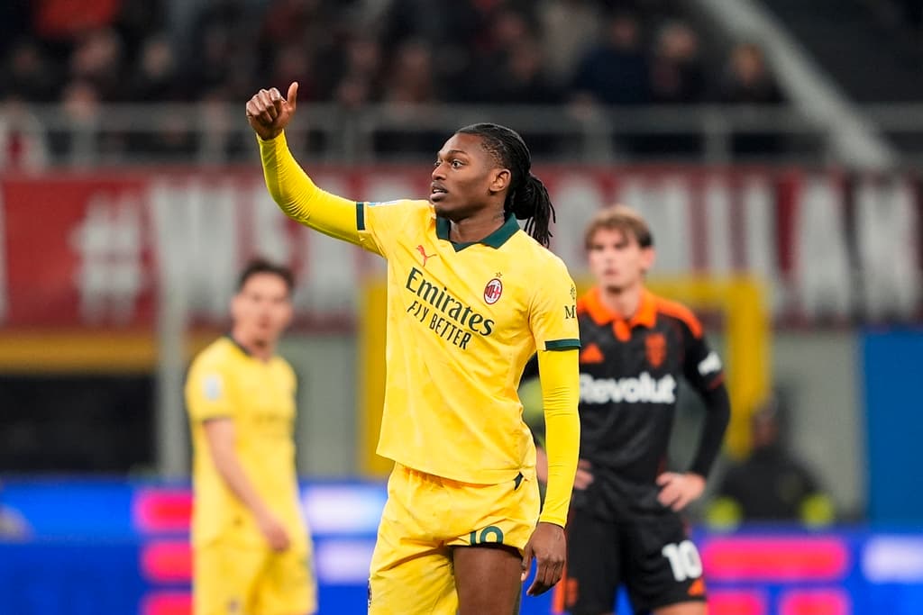 Imaginea zilei în fotbal: colapsul giganților Milan și Juventus
