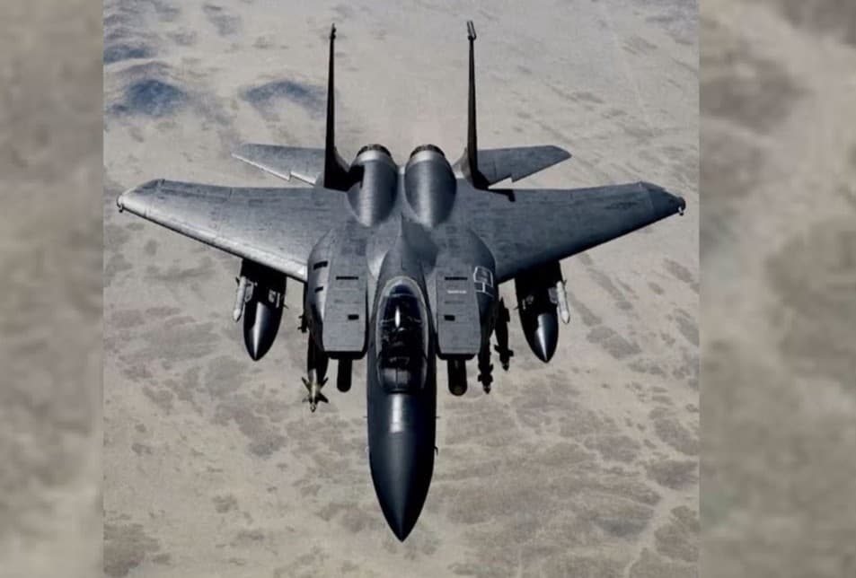 Unul dintre cei doi piloţi ai avionului de vânătoare american F-15E doborât în Iran a fost salvat