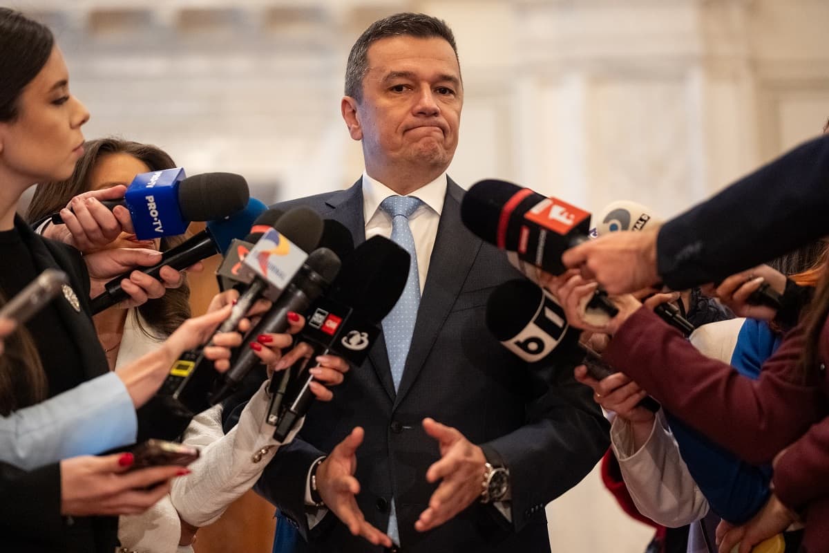 Sorin Grindeanu cere retragerea generalului Vlad Gheorghiță de la conducerea Armatei Române: Ar fi gestul firesc. România nu își permite incertitudini la vârful apărării