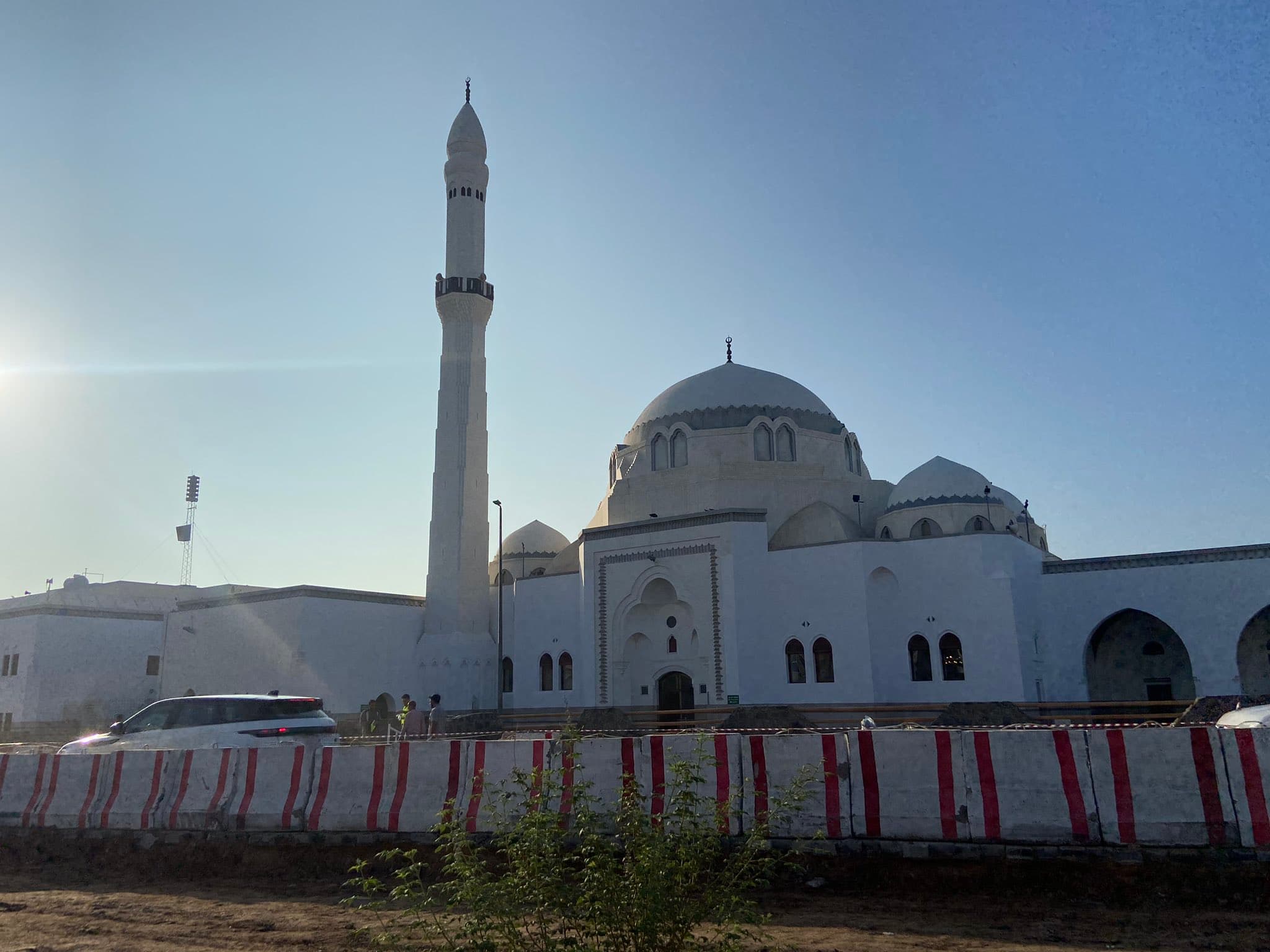 O inscripție greacă misterioasă ar putea dezvălui existența unui templu pierdut sub Marea Moschee din Siria