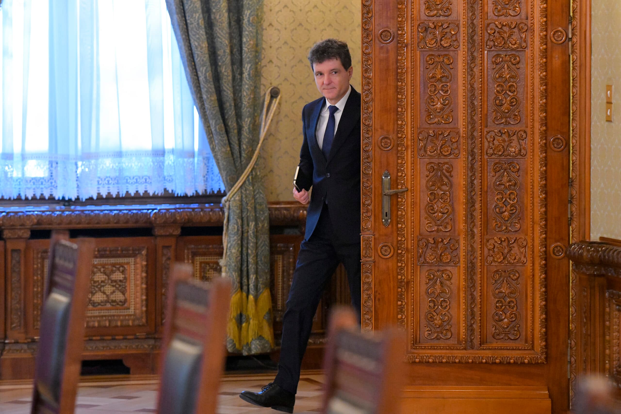 SURSE: Președintele Nicușor Dan ar urma să nominalizeze astăzi noul premier / Eugen Tomac, favorit