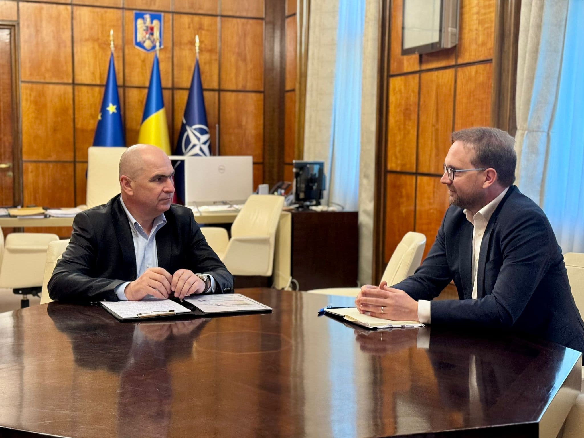Dominic Fritz: Am vorbit azi cu Ilie Bolojan. Bineînțeles că ne aliniem pozițiile în aceste vremuri / Există „o rețea extractivă” în jurul lui Veștea în Brașov
