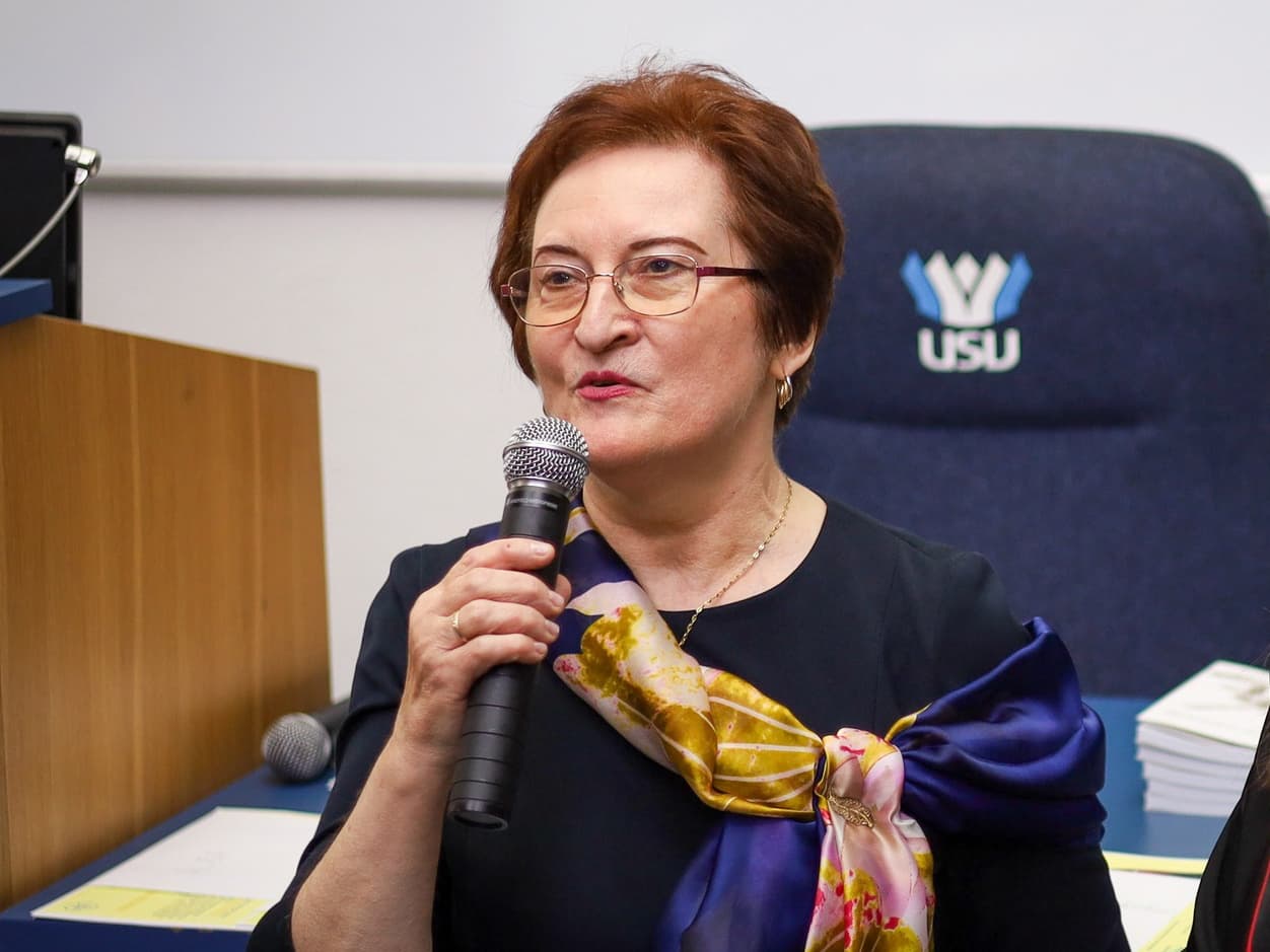Detașarea Minei Rusu a fost încetată de Institutul de Științe ale Educației, după ce Ministerul Educației o „pitise” aici în urma scandalului din 2020 când spunea la o conferință „Fir-ați ai dracu’ de țigani!”