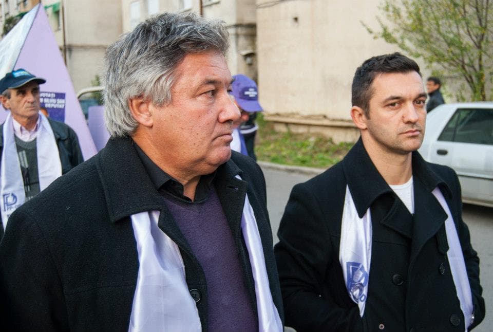 BREAKING Bolojan îl suspendă din funcție pe președintele Consiliului de Supraveghere al Hidroelectrica, Silviu Răzvan Avram, pentru că este judecat penal pentru complicitate la luare de mită / Avram este fiul finului de cununie al lui Sorin Grindeanu
