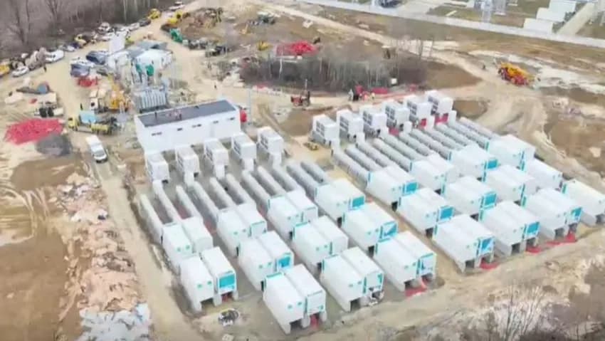 Cea mai mare baterie de stocare a energiei din Banat, finalizată la Iaz, în Caraș-Severin / Are o capacitate de aproximativ 200 MWh