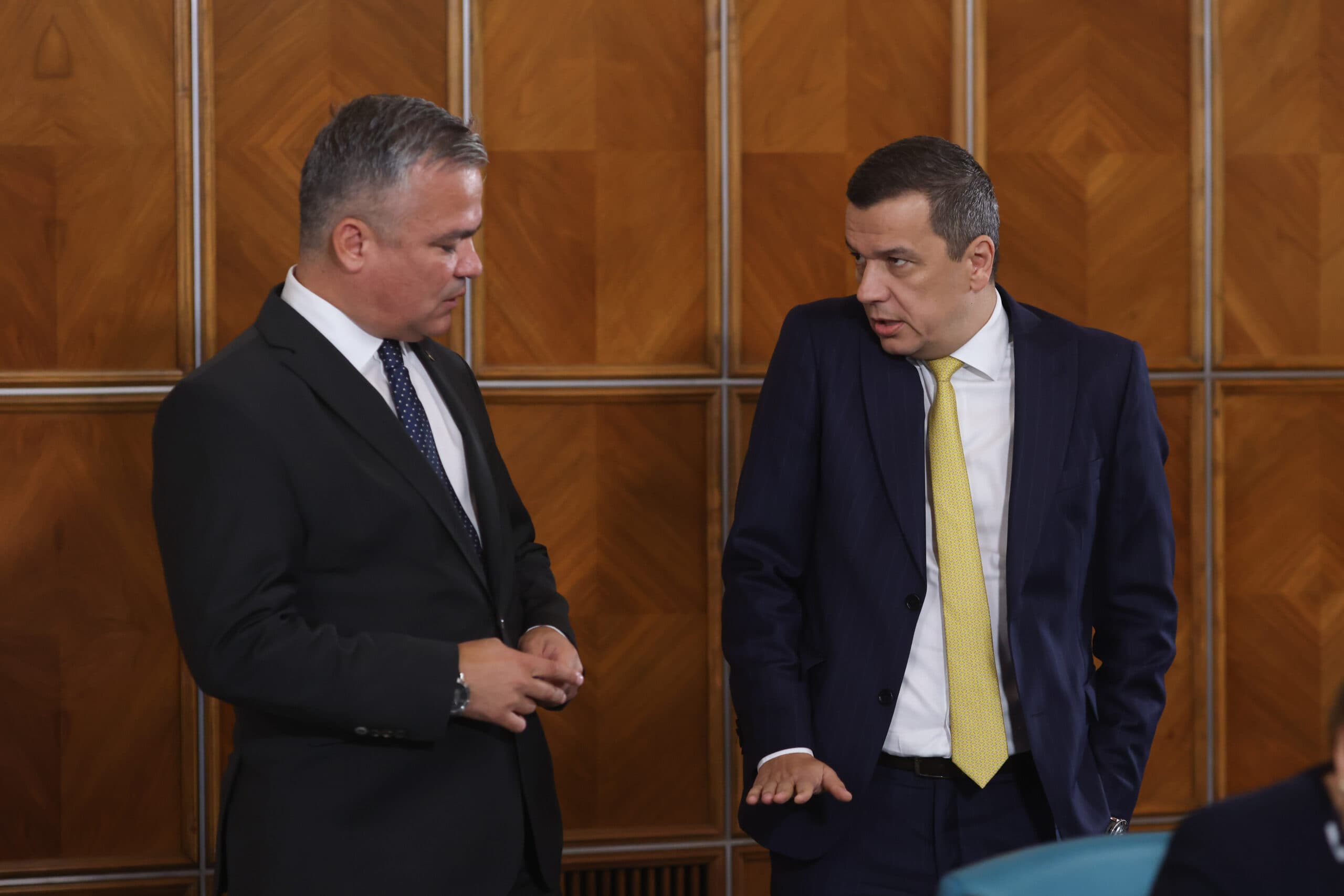 Liderul PNL Botoșani: Varianta unui Guvern condus de Veştea – o soluţie bună pentru acest moment
