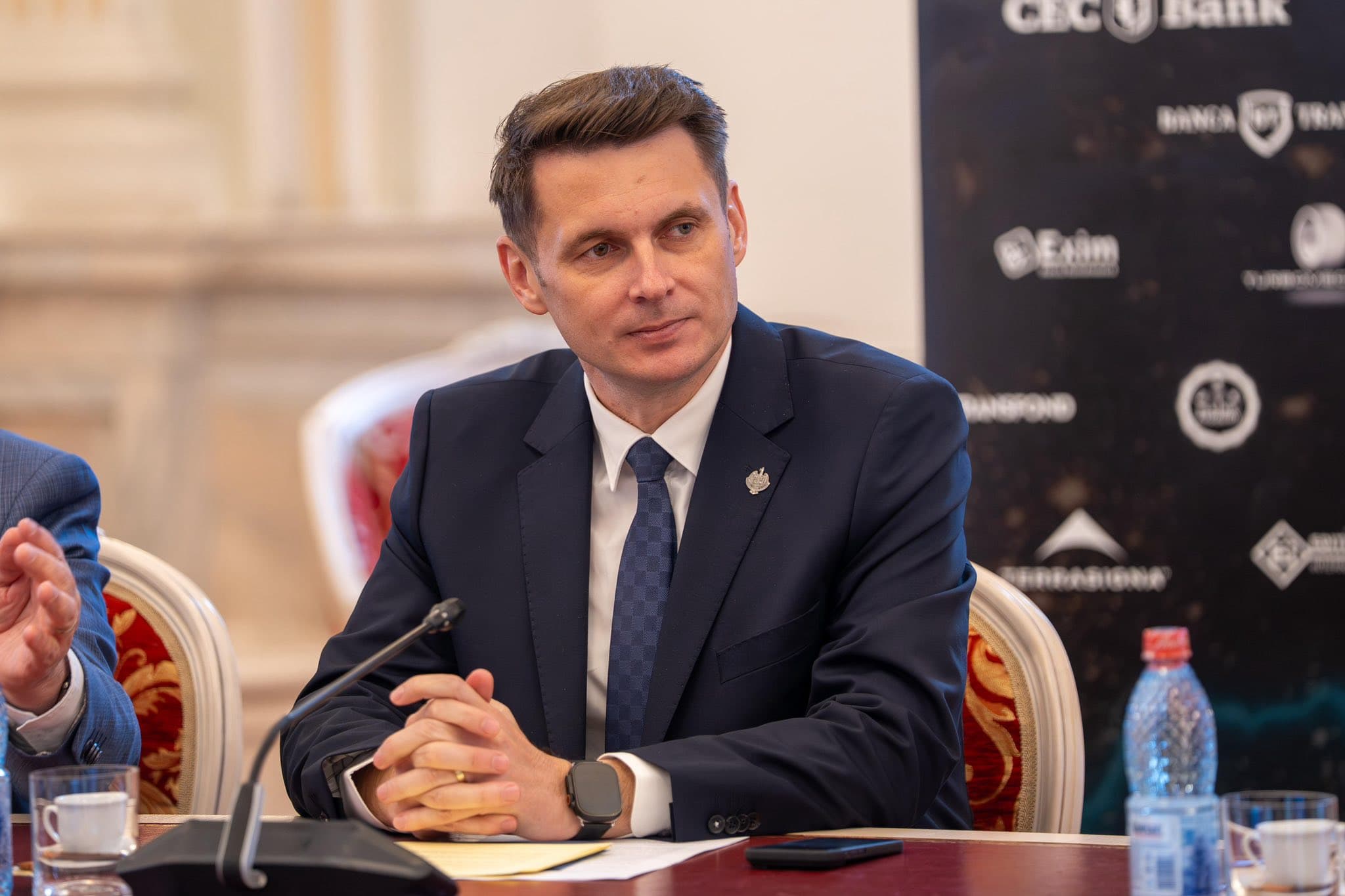 Președintele Senatului despre votul pentru ICR: PSD și AUR au reușit încă o dată să găsească o formulă de colaborare / ”Lucrează împreună când e vorba de propriile interese”