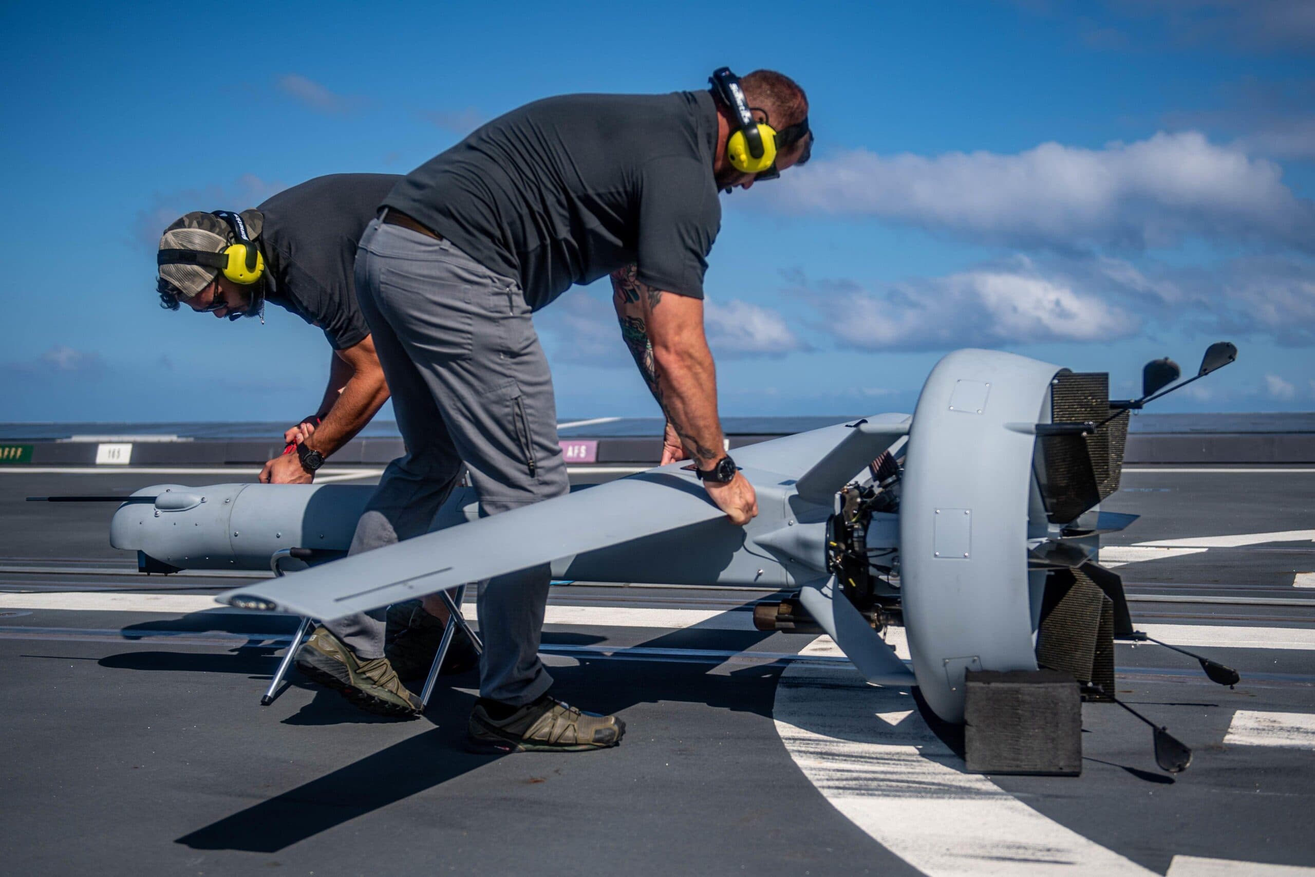 O membră a Forțelor Navale Române, rănită grav în timpul testării unei drone V-BAT, produsă de startup-ul american Shield AI