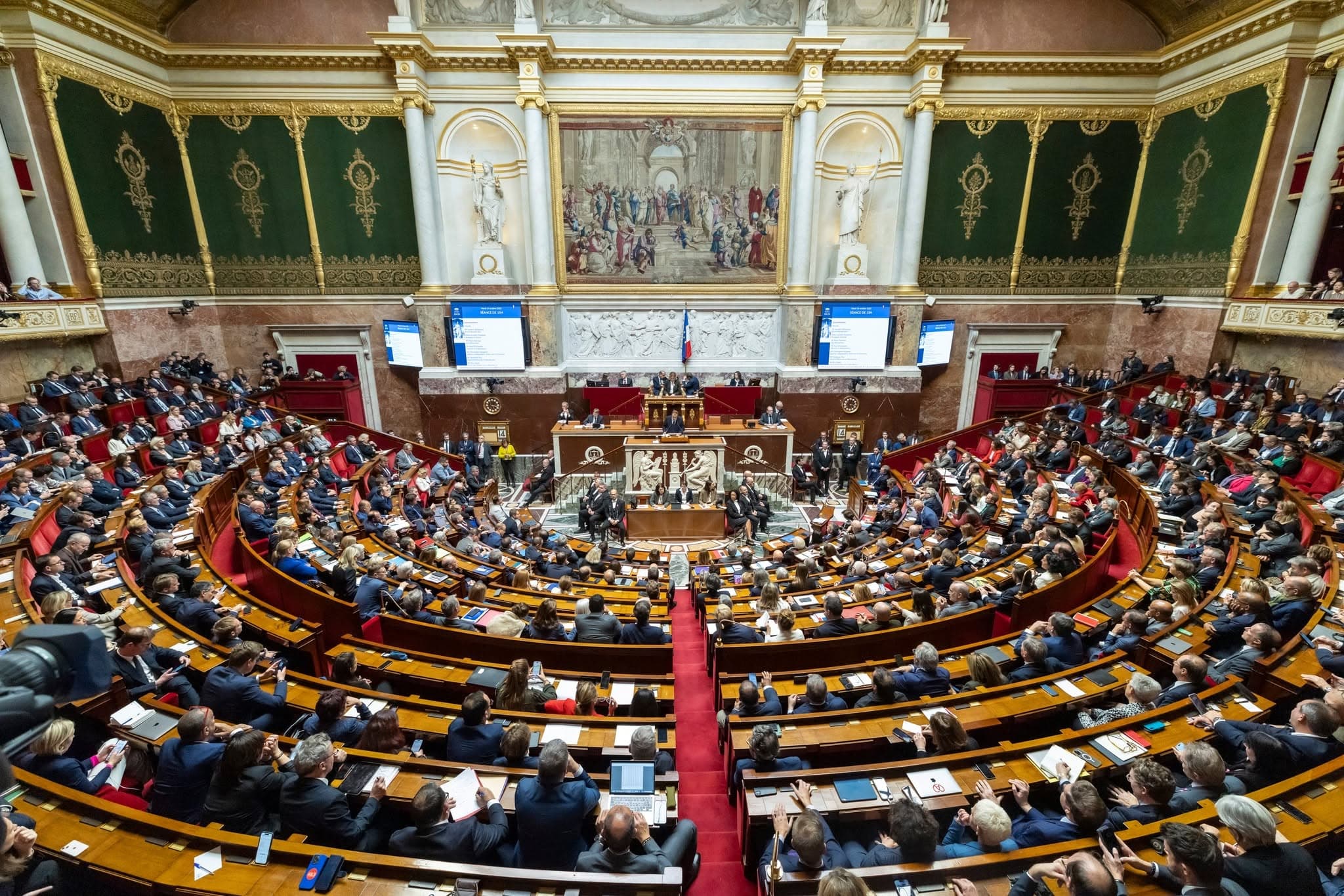 Efectele caniculei din Franța s-au transformat în fotbal politic. Opoziția de stânga a depus moțiune de cenzură împotriva guvernului condus de Sebastien Lecornu