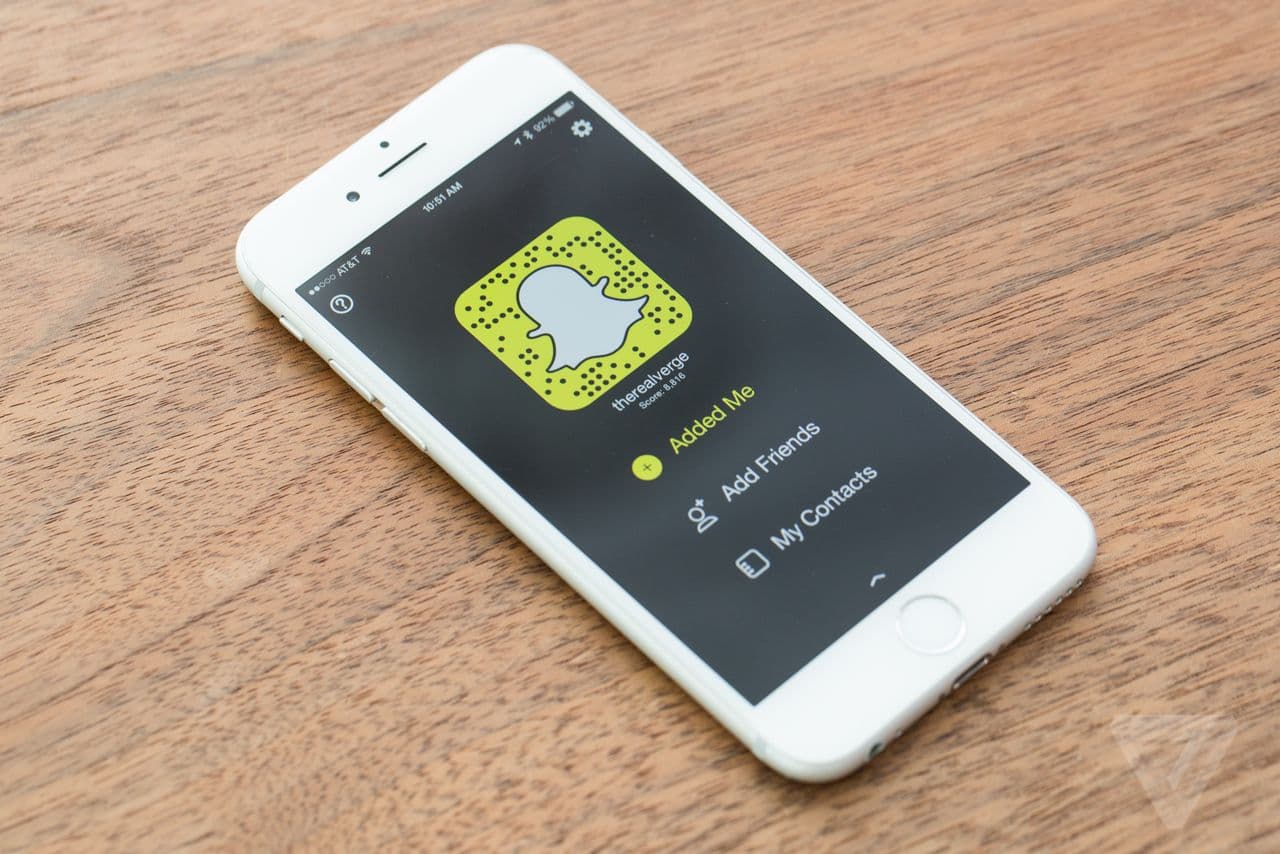 Snapchat concediază un sfert din angajați. Aceștia vor fi înlocuiți de inteligența artificială