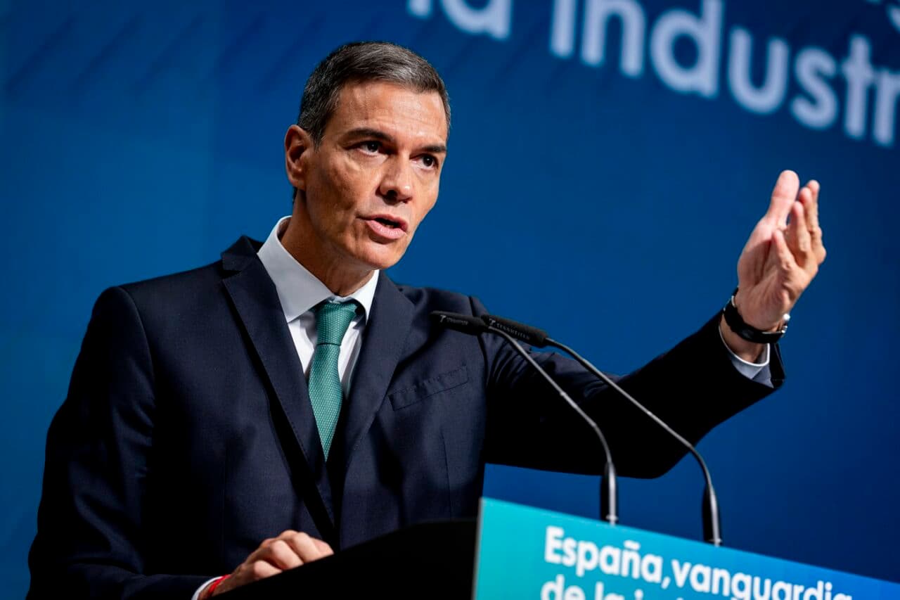 Fratele prim-ministrului spaniol Pedro Sánchez, acuzat de trafic de influență și abuz în serviciu