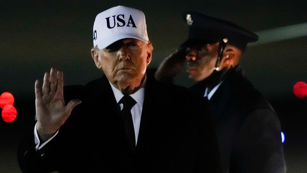 Trump declară Iranul „învins”: „Le-a luat prea mult timp să negocieze un acord. Acum trebuie să plătească prețul”. Șeful Pentagonului promite atacuri puternice