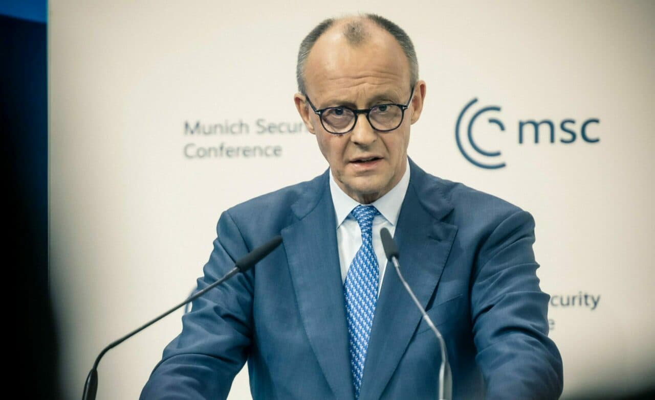 Cancelarul german denunță Rusia pentru incursiunea „imprudentă” a dronelor în România: „Suntem pregătiți să apărăm fiecare cm din teritoriul NATO”