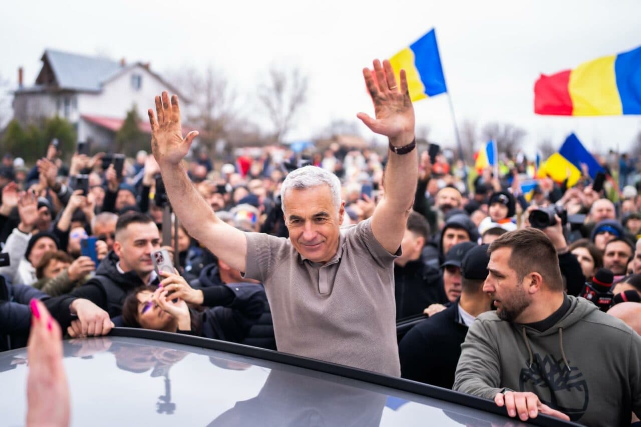 Călin Georgescu se prezintă astăzi în fața judecătorilor de la Înalta Curte. Se decide dacă dosarul se întoarce la Parchet sau începe judecată pe fond