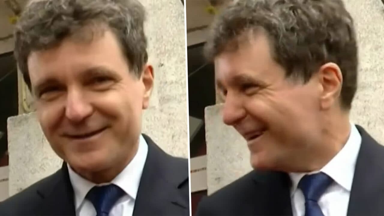 Nicușor Dan, pus pe glume. Ce a răspuns președintele, întrebat dacă guvernul Bolojan ar trebui să își dea demisia după incidentul cu drona