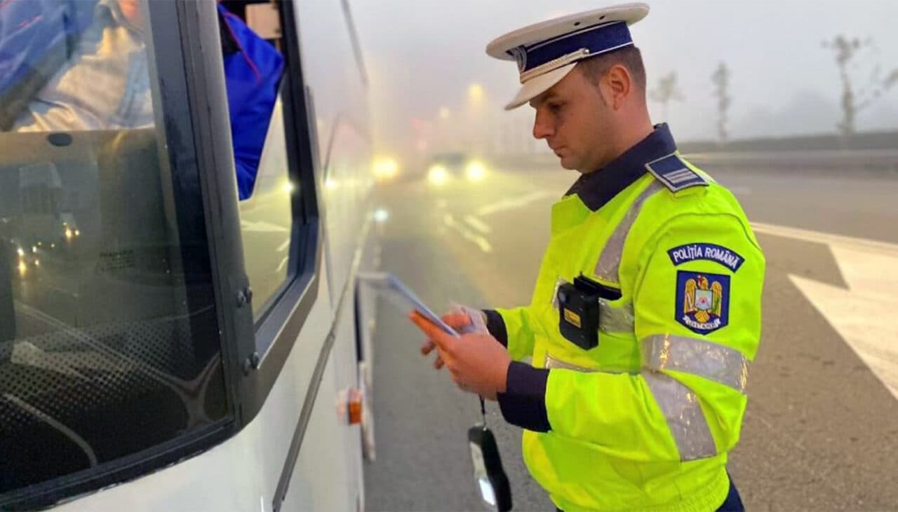 Amendă de 1.000 de lei pentru toți șoferii români care comit această greșeală în timp ce se află în mașini. Puțini știu că este nelegal