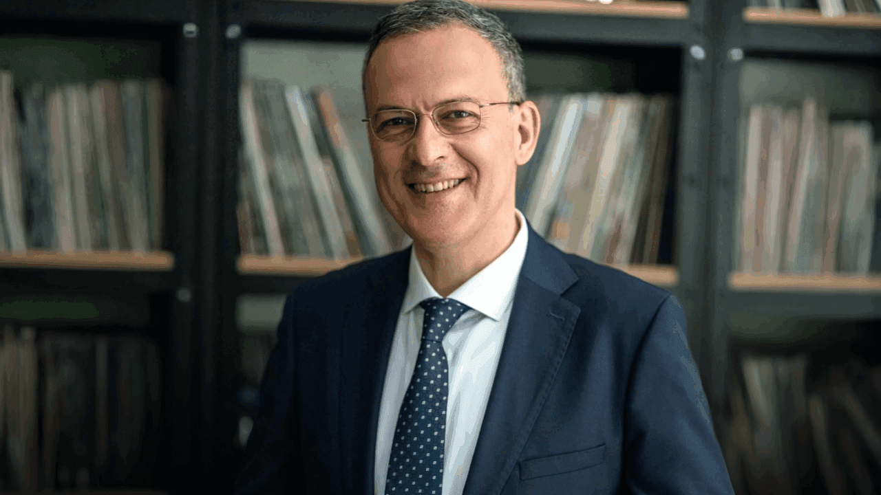 Răzvan Dumitrescu, primul interviu după plecarea de la Antena 3 CNN. Jurnalistul va fi în direct, astăzi, cu Ionuț Cristache