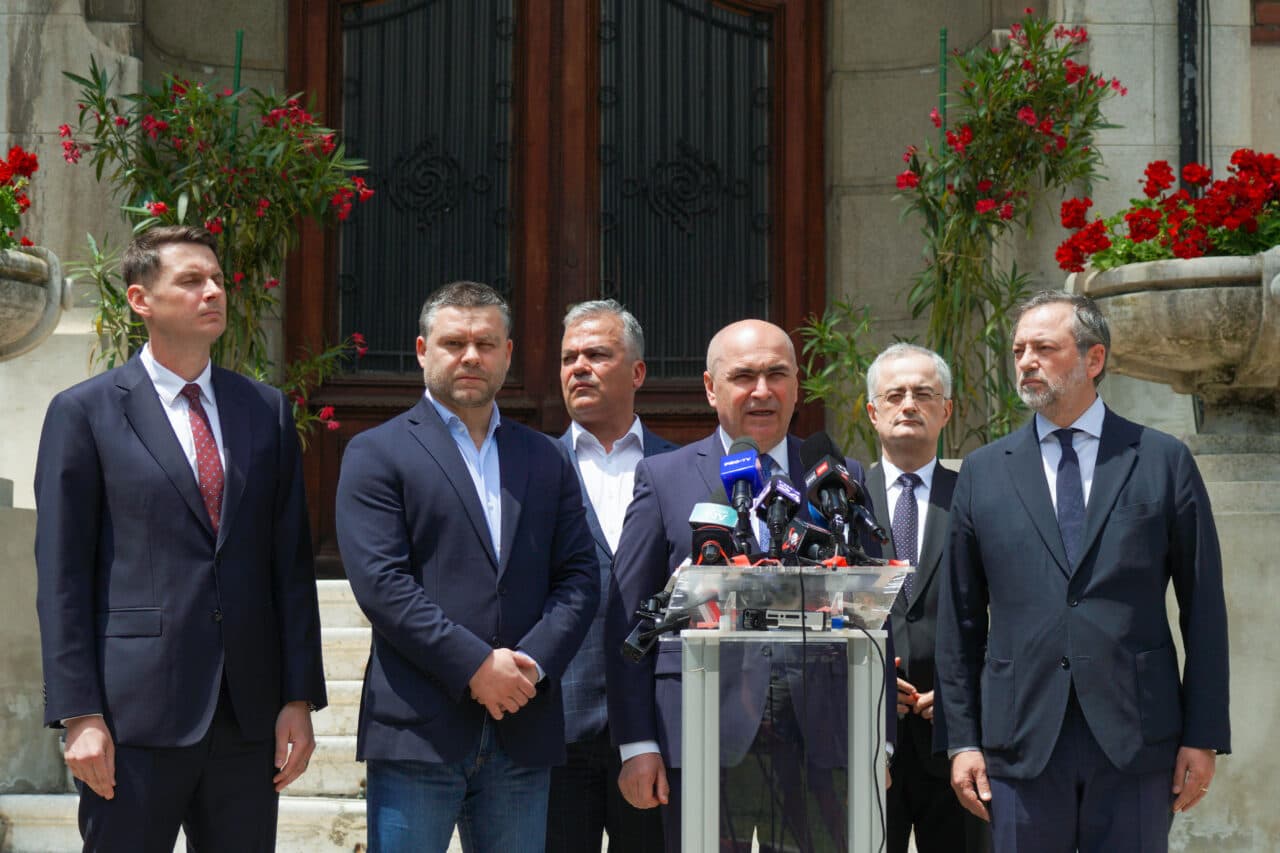 Ultima mișcare din Tabăra Veștea. Cum încearcă premierul desemnat să amâne Congresul PNL de duminică