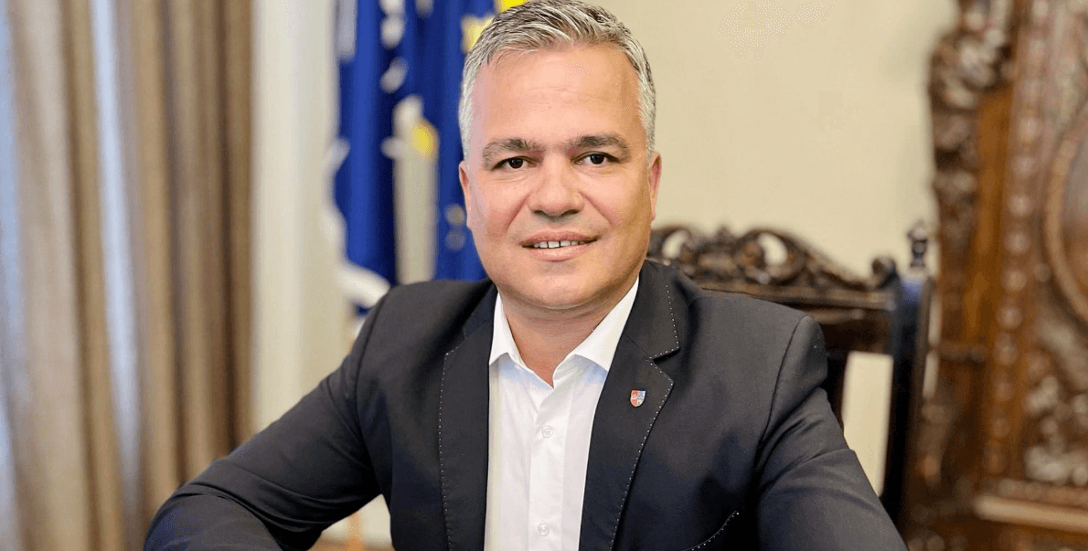 Premierul desemnat Adrian Veștea a depus la Parlament Programul de Guvernare și lista miniștrilor. Ce urmează