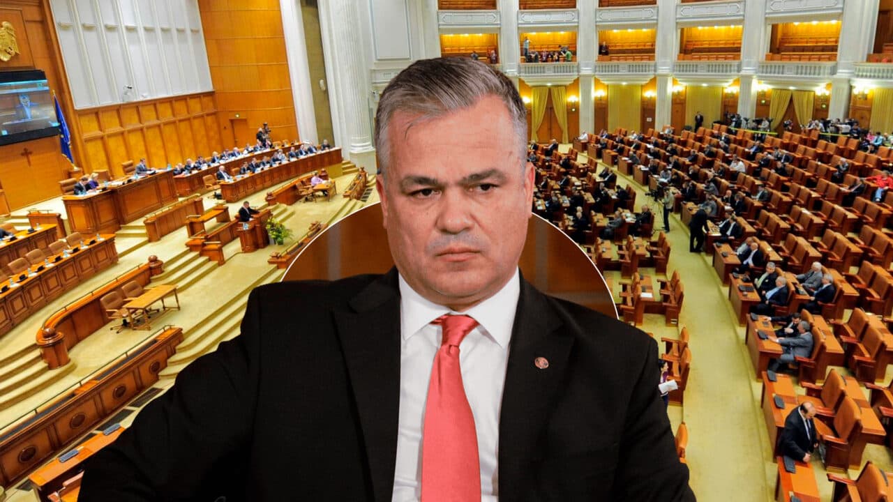 Guvernul Veștea a picat în Parlament cu 189 voturi pentru și 23 împotrivă. Era nevoie de 233 voturi pentru ca noul Cabinet să treacă!