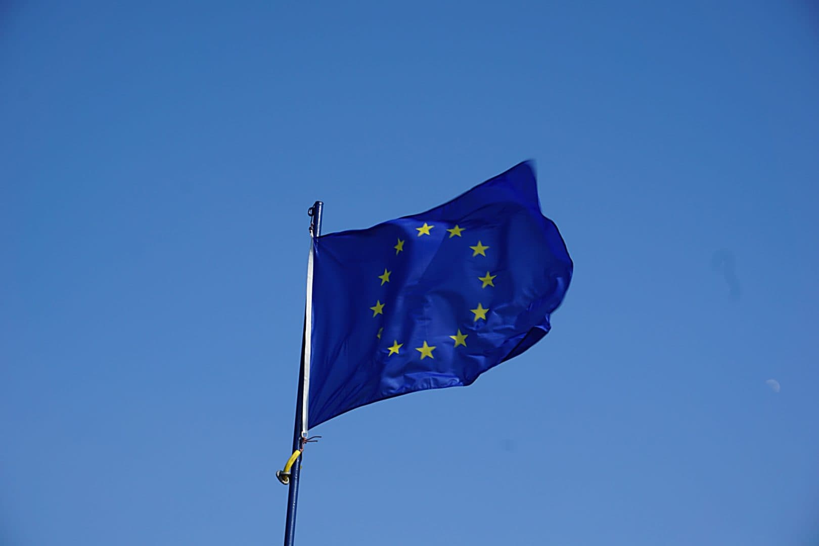 Anthropic are de gând să ofere acces la Mythos pentru Uniunea Europeană. Este un model AI foarte avansat, încă ținut departe de public